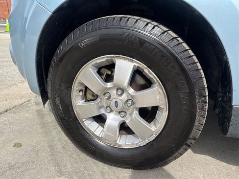 Used 2009 Ford Escape 4WD Hybrid image 23