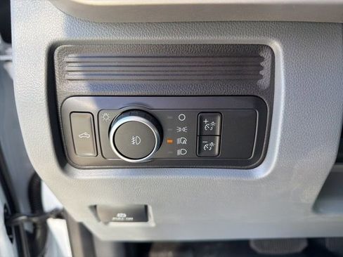 New 2025 Ford F550 4x4 Regular Cab Super Duty image 21