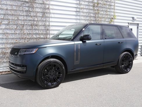 New 2026 Land Rover Range Rover SE AWD/4WD image 3