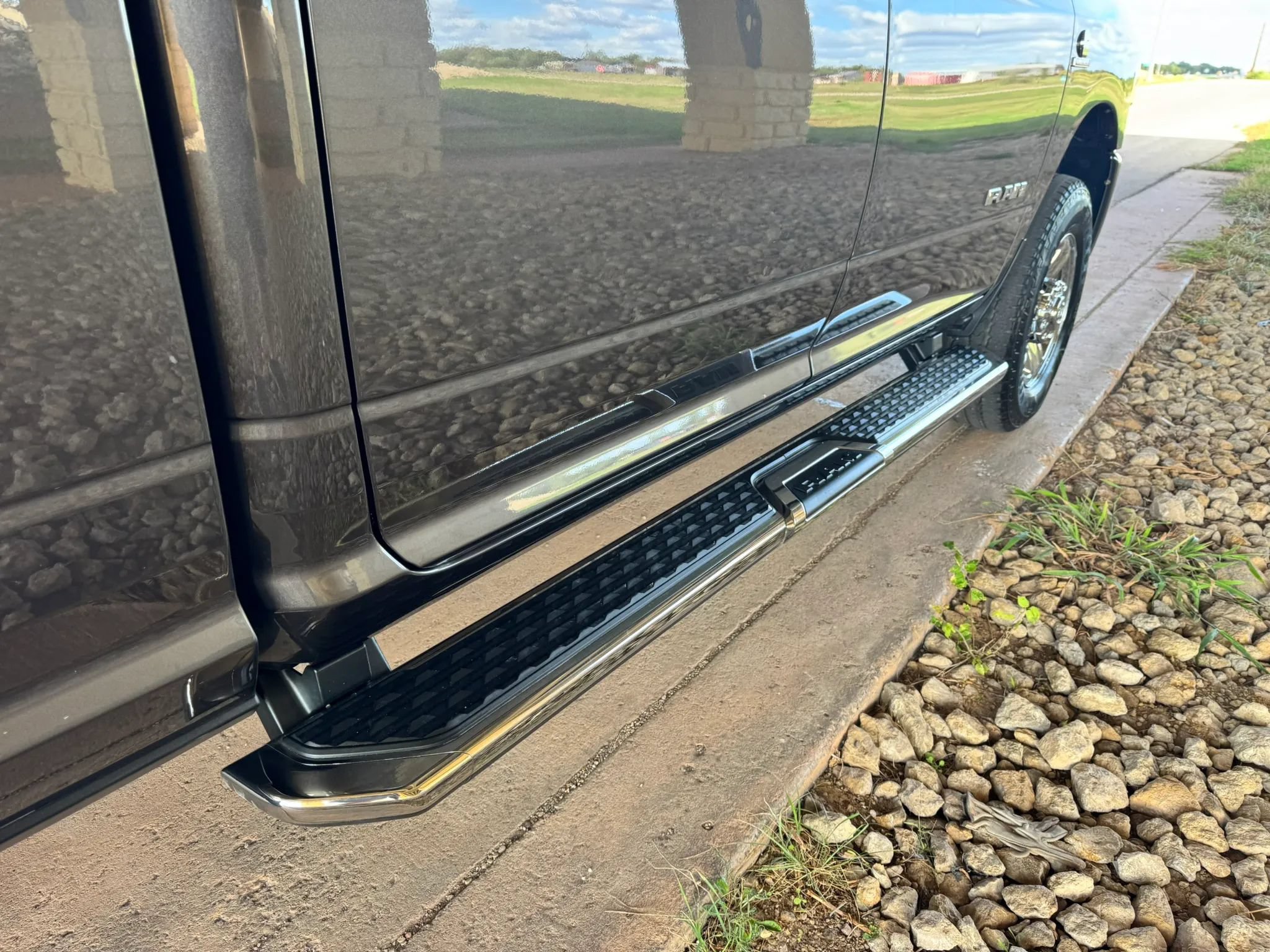 Used 2022 RAM 2500 Tradesman AWD/4WD image 23