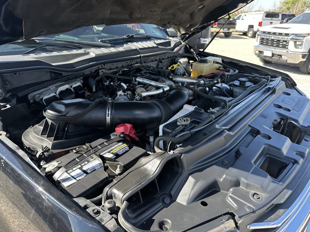 Used 2018 Ford F250 Lariat w/ Lariat Value Package AWD/4WD image 46