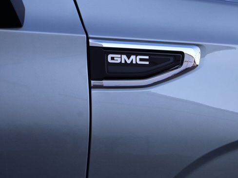 Certified 2024 GMC Yukon XL SLE w/ Gmc Pro Safety Plus Package image 10