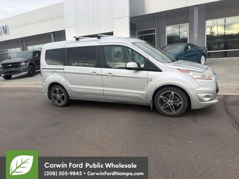 Used 2016 Ford Transit Connect Titanium image 2