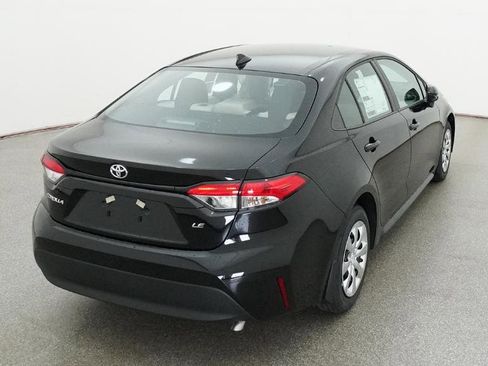Used 2026 Toyota Corolla LE image 11