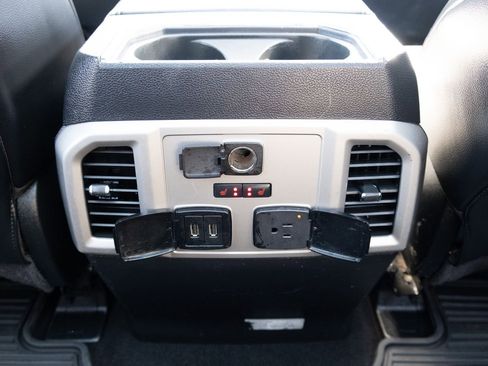 Used 2019 Ford F350 Lariat w/ Lariat Ultimate Package AWD/4WD image 17