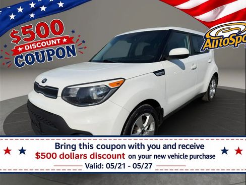 Used 2018 Kia Soul FWD image 1