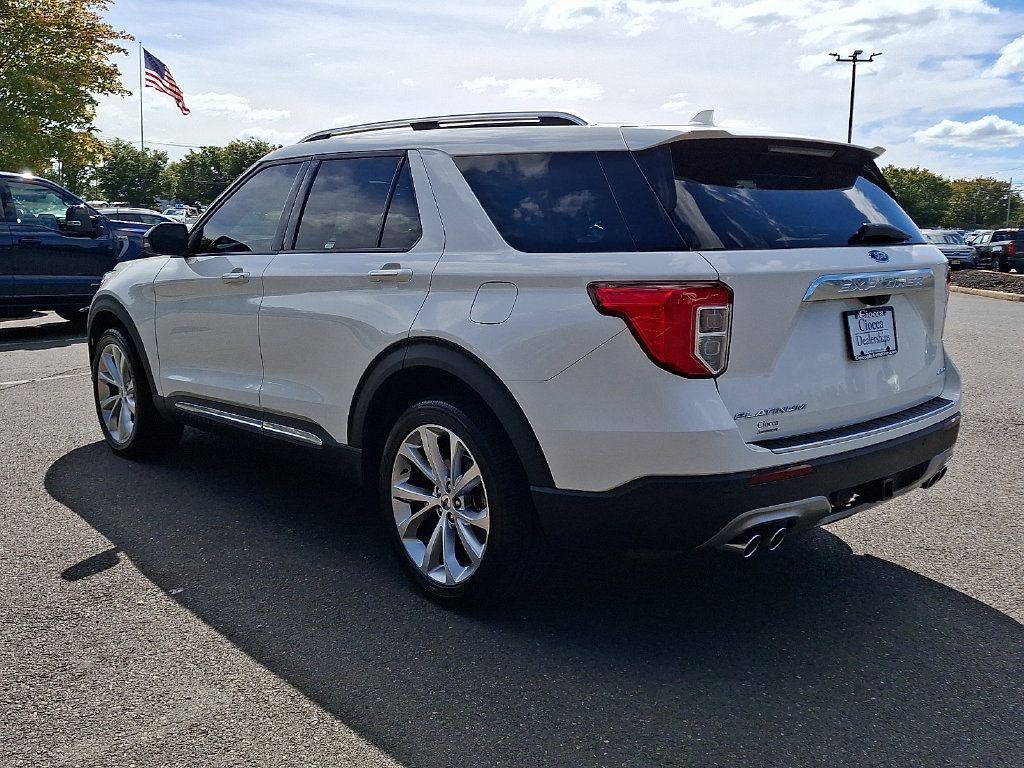 Used 2022 Ford Explorer Platinum w/ Equipment Group 601A AWD/4WD image 7