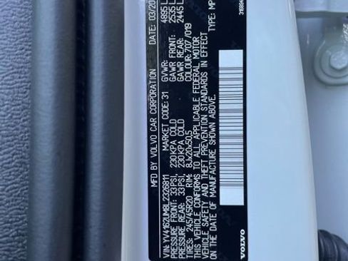 Used 2020 Volvo XC40 T5 R-Design w/ Protection Package image 25