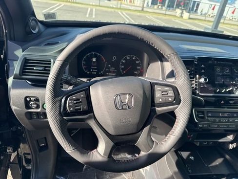 New 2026 Honda Ridgeline Black Edition image 14