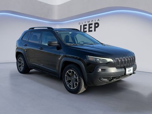 Used 2020 Jeep Cherokee Latitude w/ Quick Order Package 26F North image 9