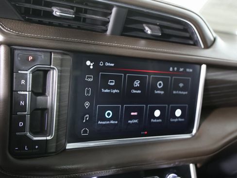 Certified 2023 GMC Yukon XL Denali image 21