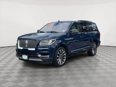 Used 2020 Lincoln Navigator Reserve w/ Luxury Package AWD/4WD image 3