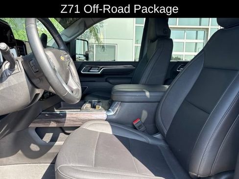 Used 2025 Chevrolet Silverado 2500 LTZ w/ LTZ Premium Package AWD/4WD image 12