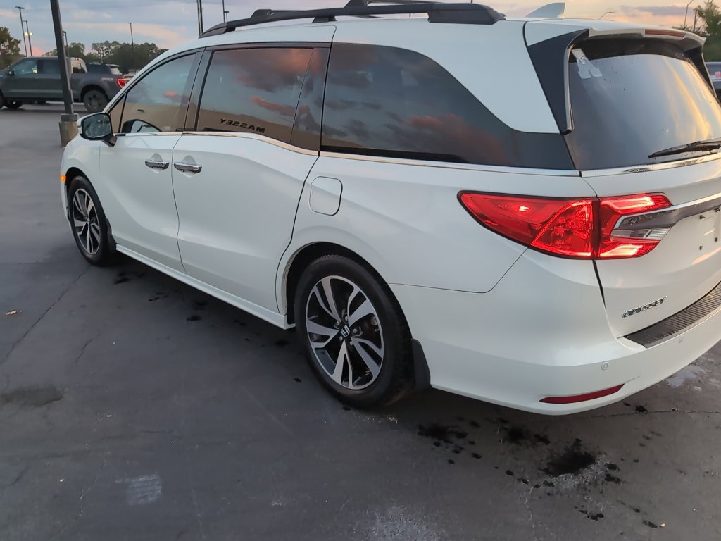 Used 2019 Honda Odyssey Elite image 3