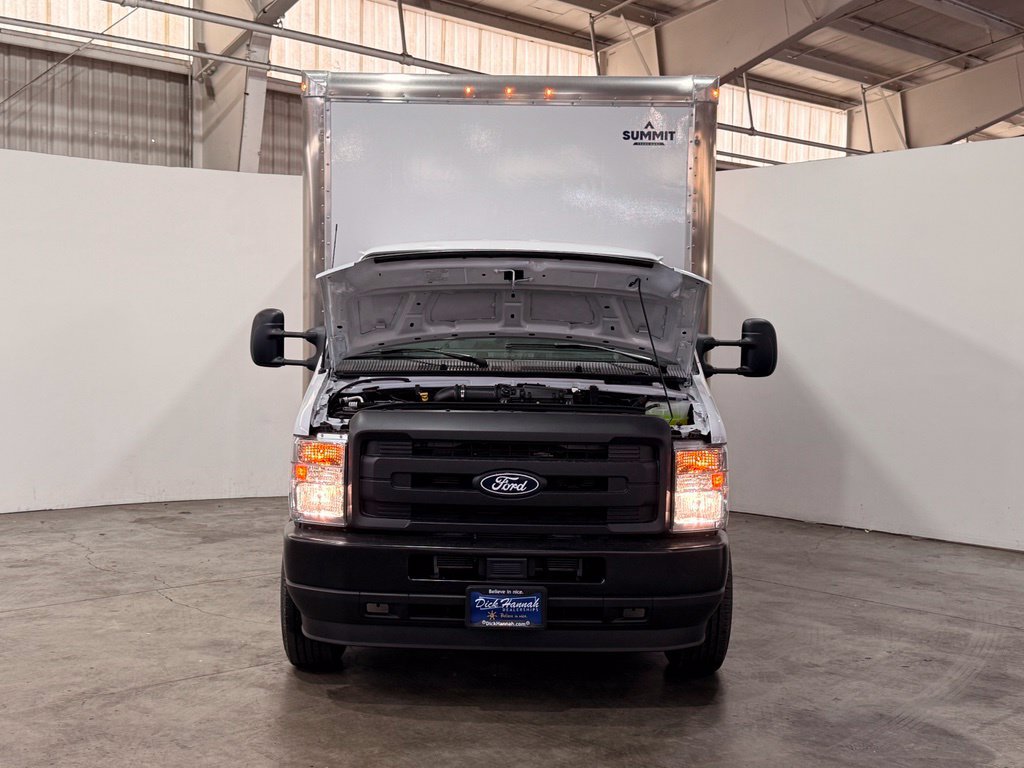 New 2027 Ford E-350 and Econoline 350 Super Duty w/ Power Equipment Group RWD image 5