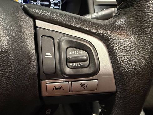 Used 2017 Subaru Forester 2.5i Touring image 38