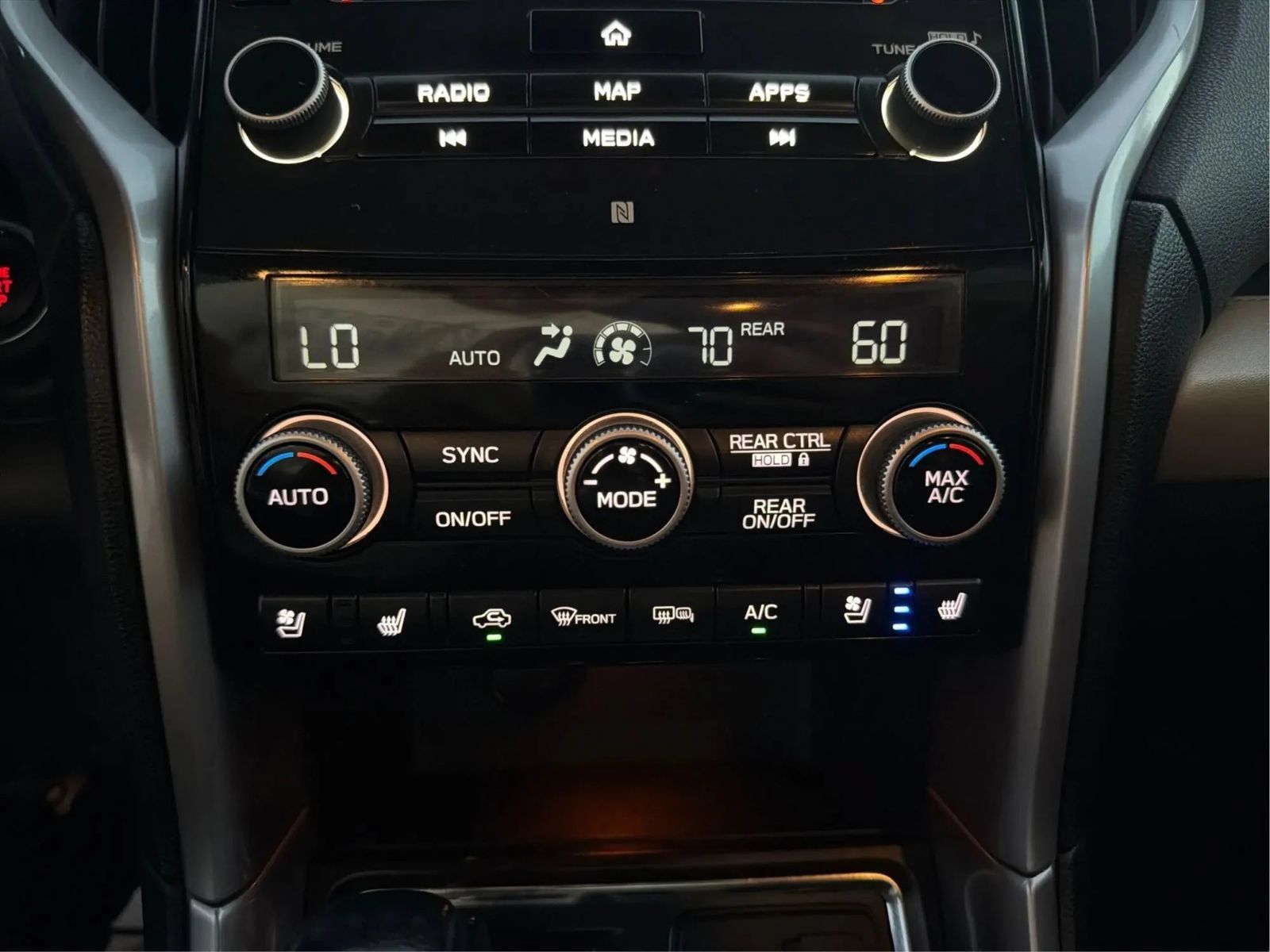 Used 2020 Subaru Ascent Touring w/ Popular Package #3 AWD/4WD image 38