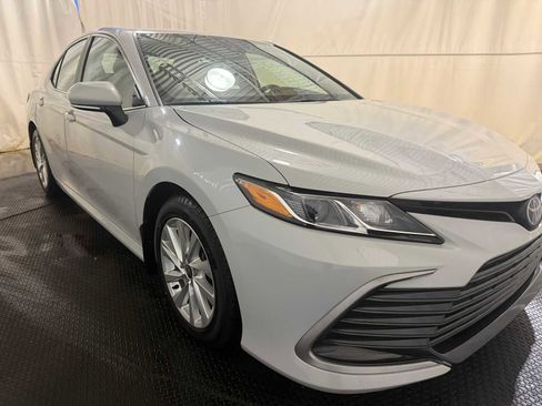 Certified 2023 Toyota Camry LE w/ Convenience Package image 10