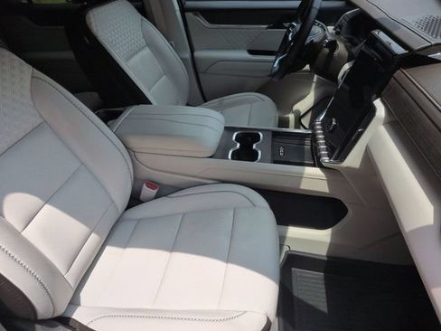Used 2024 GMC Acadia Denali w/ LPO, Floor Liner Package AWD/4WD image 34