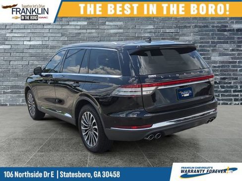 Used 2023 Lincoln Aviator Reserve w/ Equipment Group 201A AWD/4WD image 3