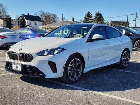 Used 2025 BMW 228i xDrive 228 xDrive w/ Premium Package image 3