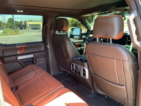Used 2022 Ford F250 King Ranch w/ King Ranch Ultimate Package AWD/4WD image 15