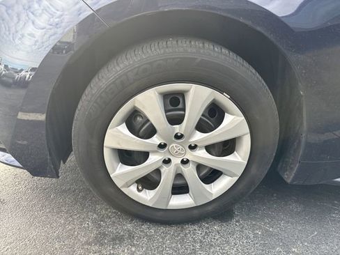 Certified 2022 Toyota Corolla LE image 7