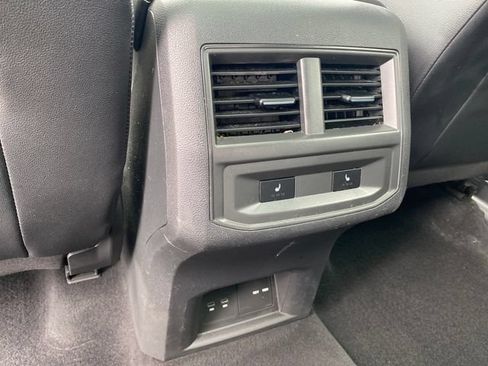 Used 2022 Volkswagen Atlas Cross Sport SEL Premium R-Line AWD/4WD image 20