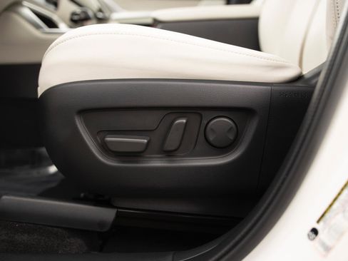 Used 2024 MAZDA CX-90 Plug-In Hybrid w/ Premium Plus image 13