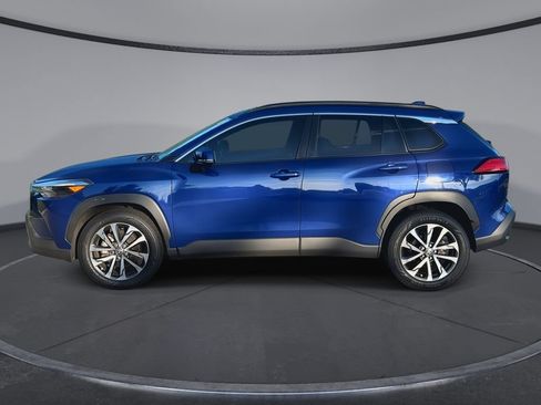 Used 2022 Toyota Corolla Cross XLE FWD image 5