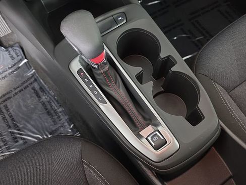 Used 2024 Chevrolet Trax RS w/ Driver Confidence Package image 31