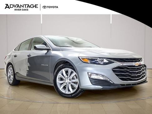 Used 2023 Chevrolet Malibu LT image 2