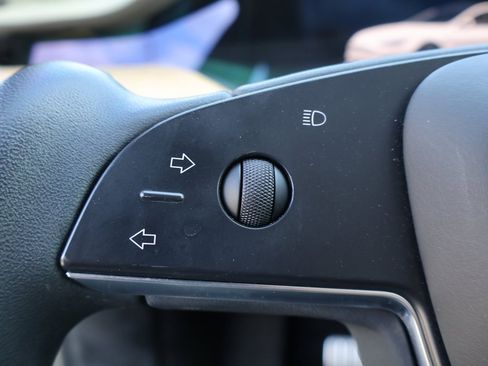 Used 2023 Tesla Model S Standard Range image 44