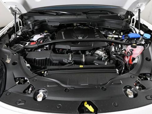 New 2025 Maserati Grecale Modena image 37