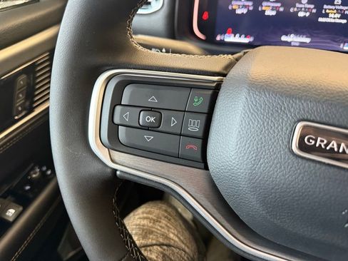New 2026 Jeep Grand Wagoneer L 4WD w/ Premium Group I image 60