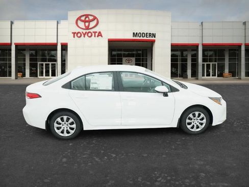 New 2026 Toyota Corolla LE FWD image 21