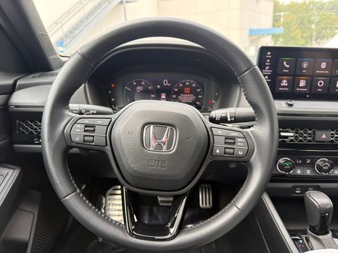 Certified 2023 Honda Accord Sport image 24