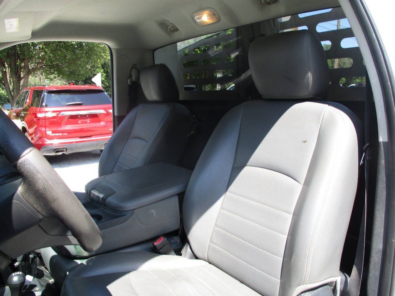 Used 2015 RAM 5500 Tradesman w/ Power Accessory Group AWD/4WD image 28