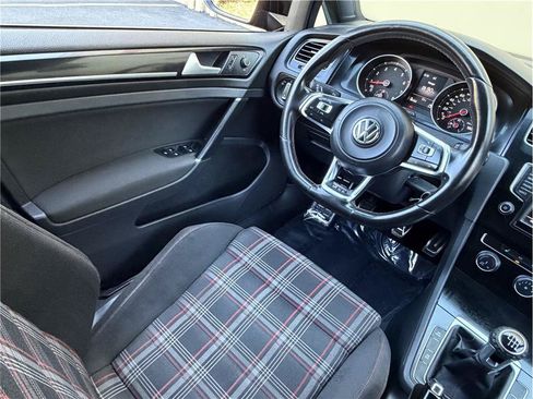 Used 2016 Volkswagen GTI S FWD image 8