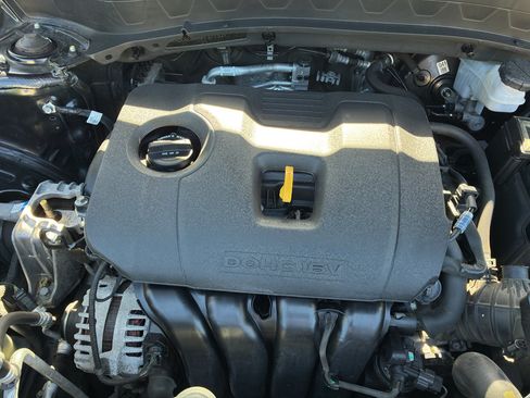 Used 2023 Kia Seltos EX AWD/4WD image 18