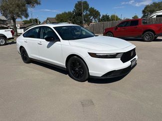 New 2025 Honda Accord SE image 1