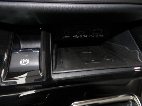 Used 2023 Subaru Outback Limited image 33