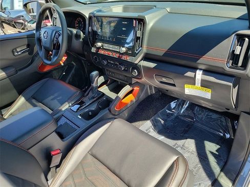 New 2025 Nissan Frontier PRO-4X w/ Pro Premium Package image 11