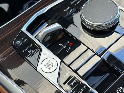 New 2026 BMW X5 xDrive40i image 25