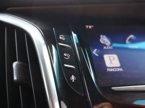 Used 2015 Cadillac Escalade ESV Luxury AWD/4WD image 17