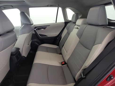 Used 2023 Toyota RAV4 Limited image 13