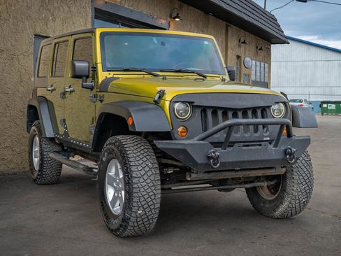 Used 2008 Jeep Wrangler Unlimited X AWD/4WD image 3