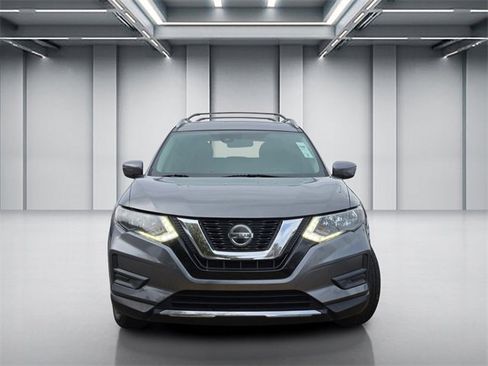 Used 2019 Nissan Rogue S w/ Special Edition Package image 2
