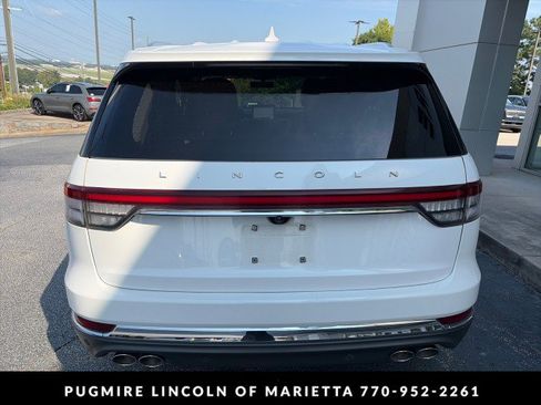 Used 2023 Lincoln Aviator Reserve w/ Equipment Group 201A RWD image 6