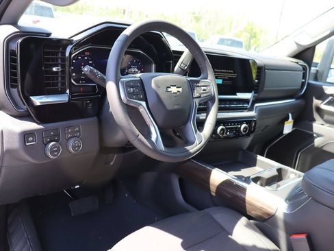 New 2026 Chevrolet Silverado 2500 LT w/ All Star Edition AWD/4WD image 6